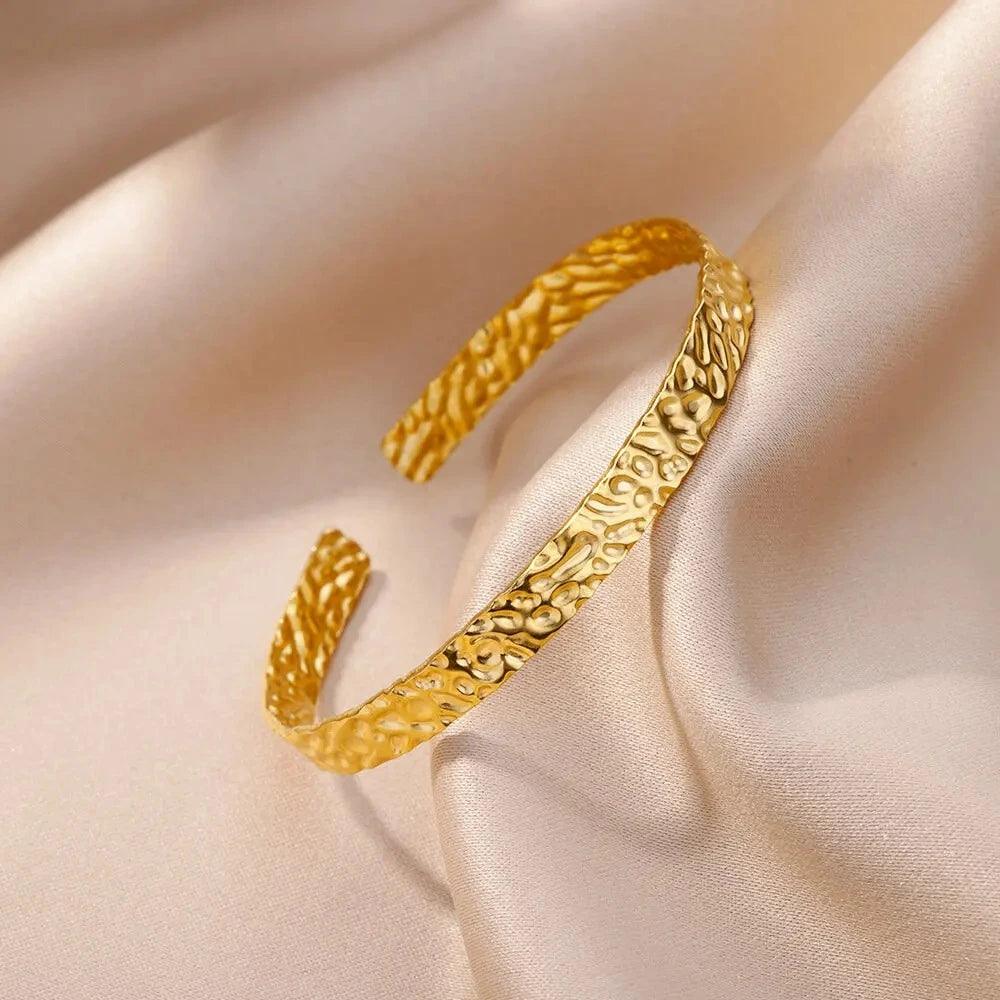 PULSEIRA HAMMERED GOLD®